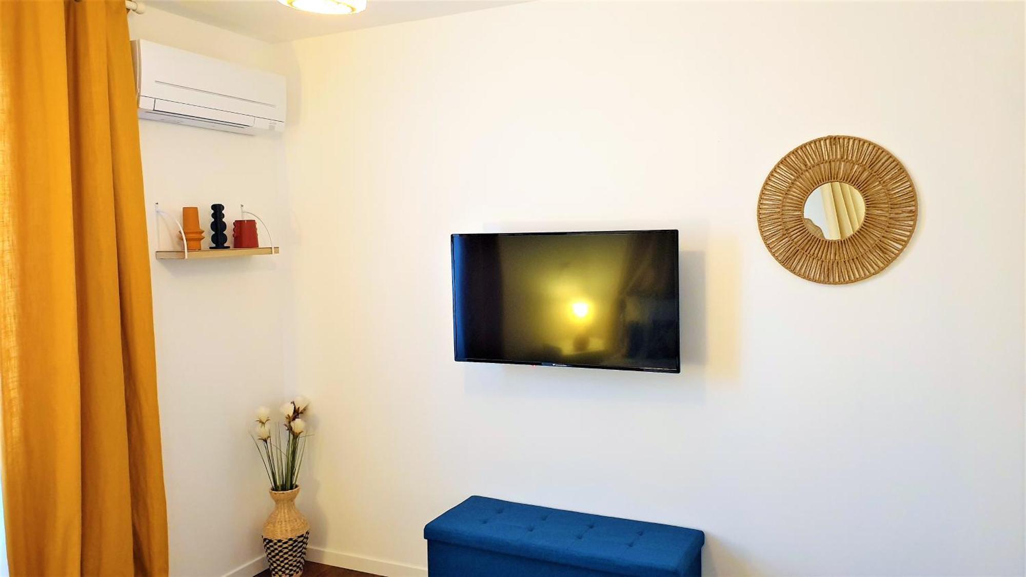 Joli F2 Plein Centre Cote Gare-Velo-Climatisation Apartment Migennes ภายนอก รูปภาพ